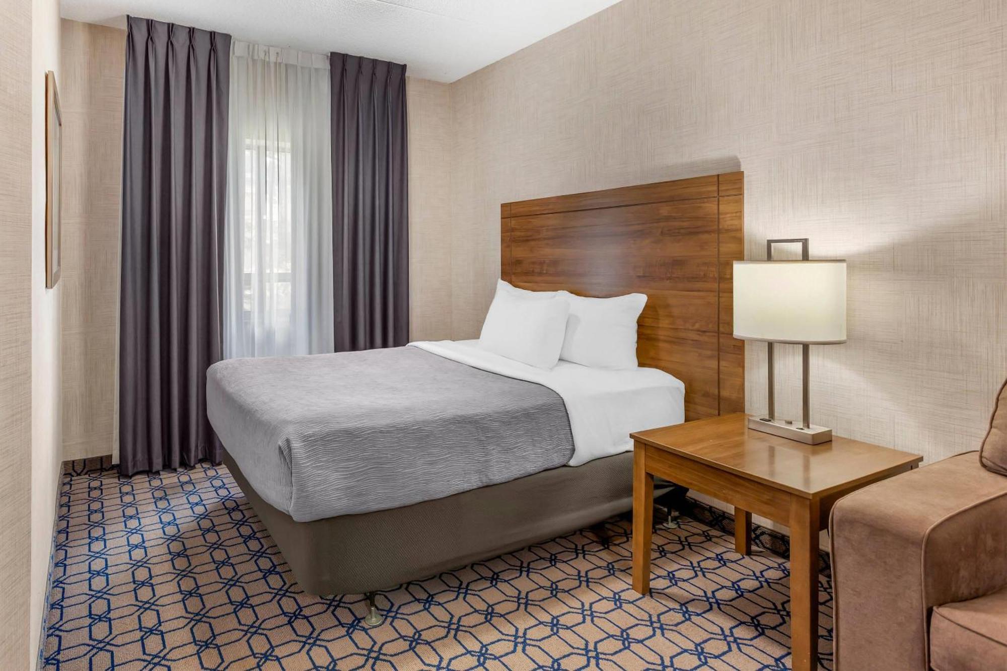 Quality Suites Вітбі Екстер'єр фото