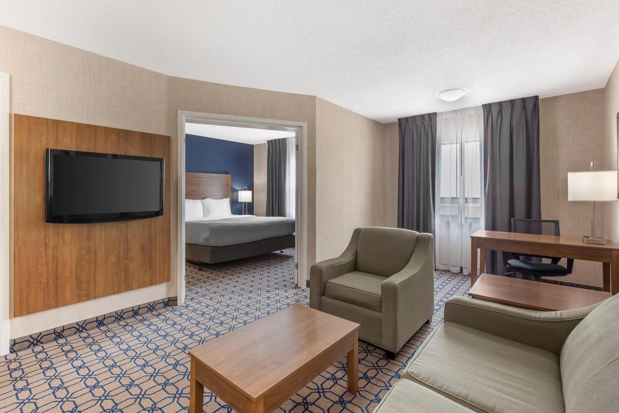 Quality Suites Вітбі Екстер'єр фото