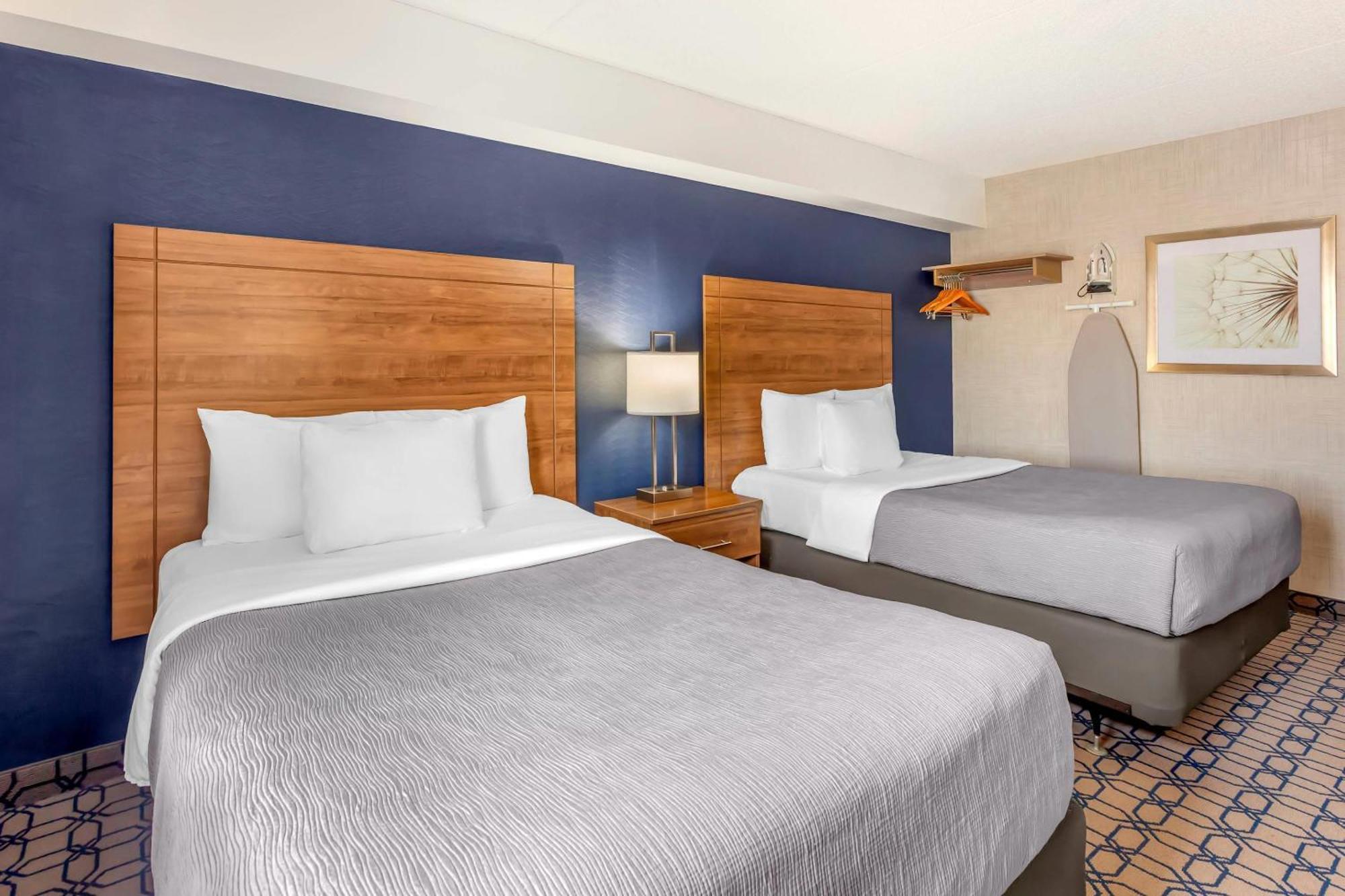 Quality Suites Вітбі Екстер'єр фото