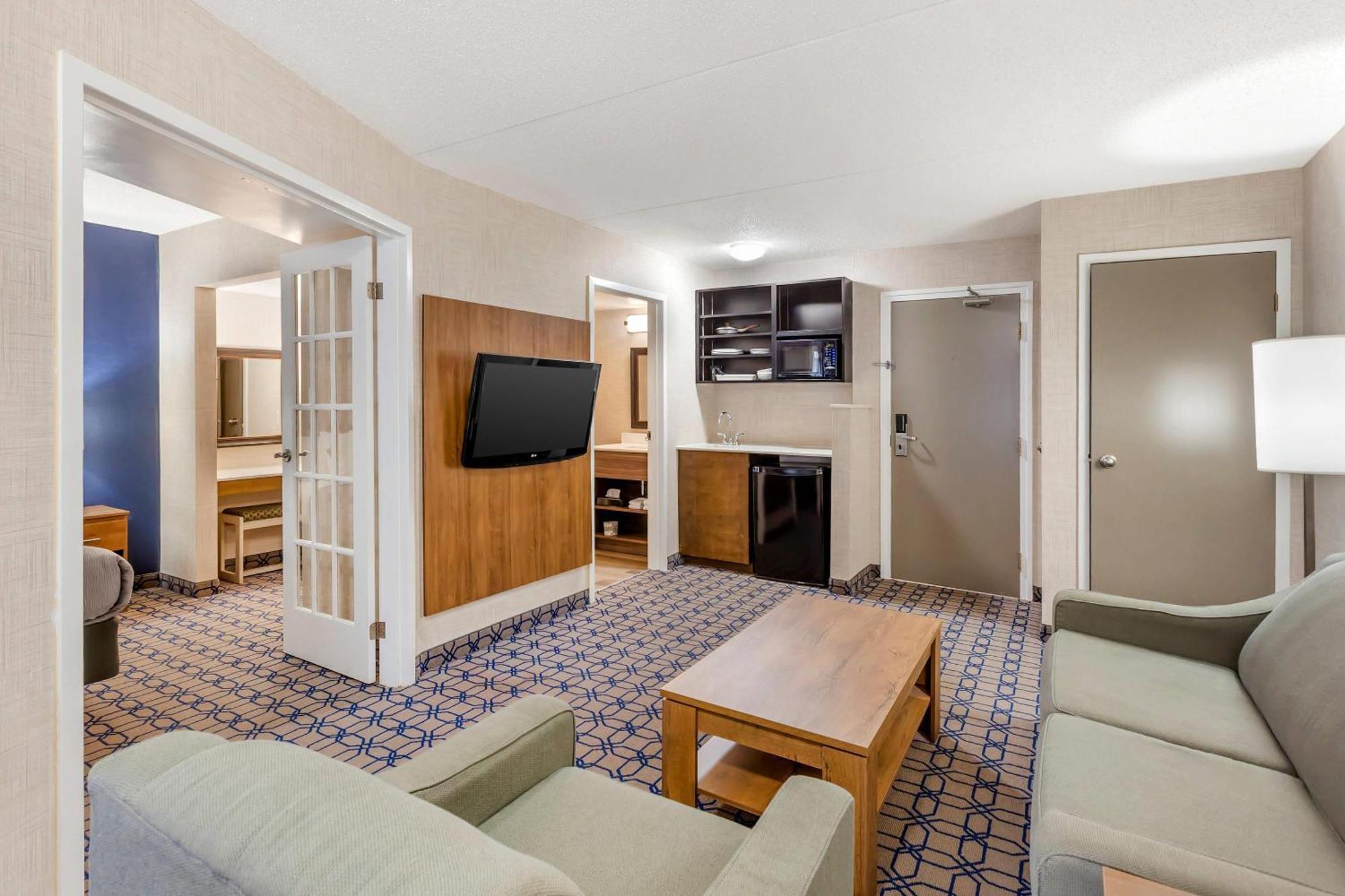 Quality Suites Вітбі Екстер'єр фото