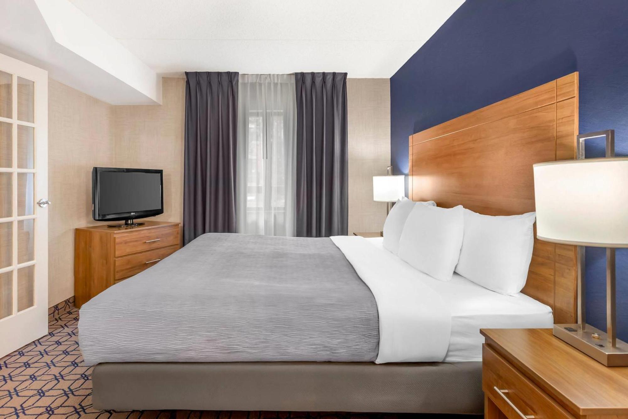 Quality Suites Вітбі Екстер'єр фото